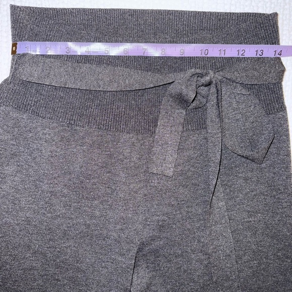 Babaton Charcoal TY knit tie-waist, wide-leg pants - Picture 4 of 4